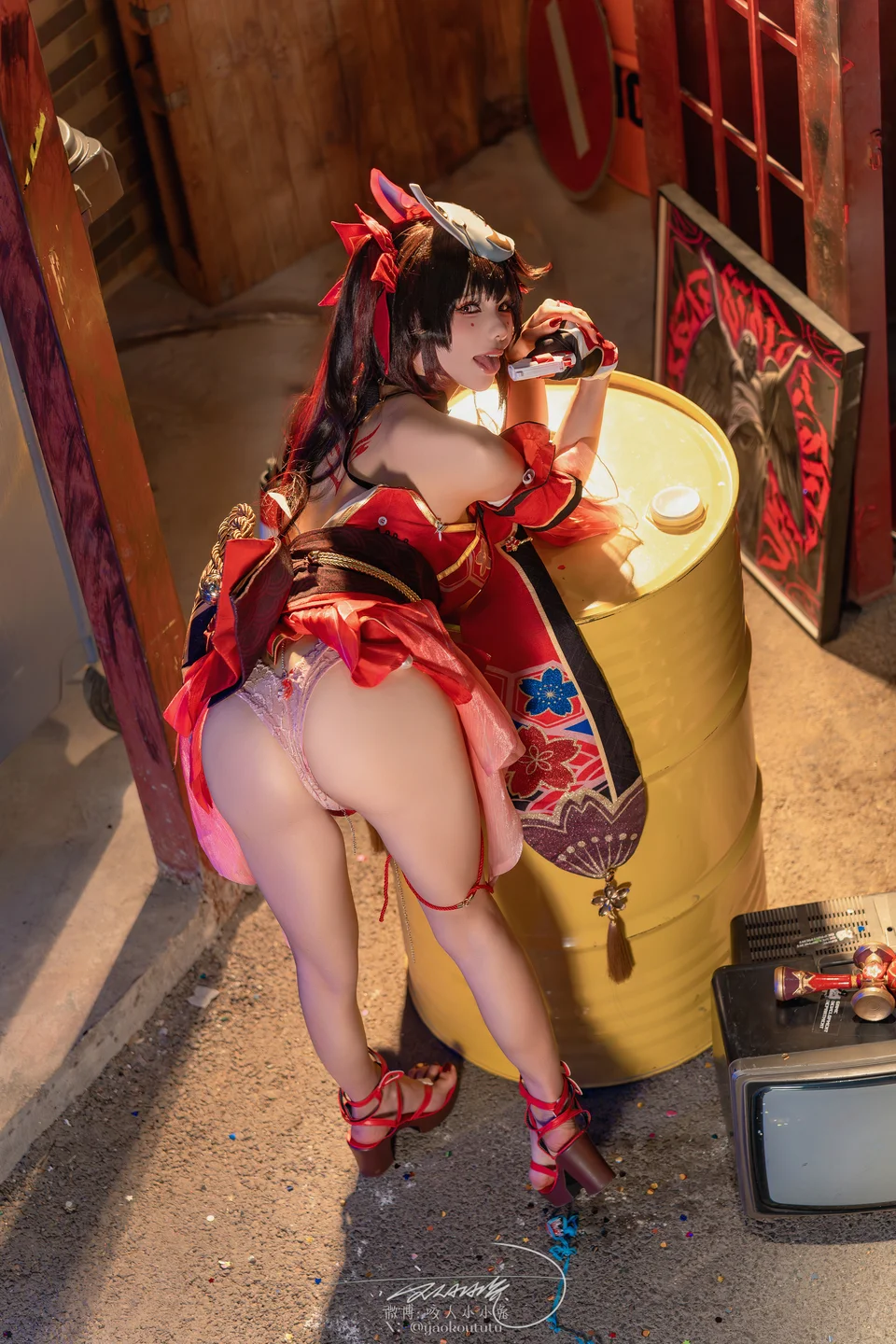 咬一口兔娘_24年06月_星穹铁道_花火_80P,1V_1_63GB tg@simisebaisi 【丝足阁】032.webp